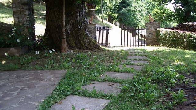 Villetta Terra Tetto Barga Loc. Renaio Mq 110 con Giardino