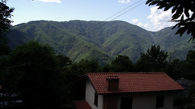 Villetta Terra Tetto Barga Loc. Renaio Mq 110 con Giardino